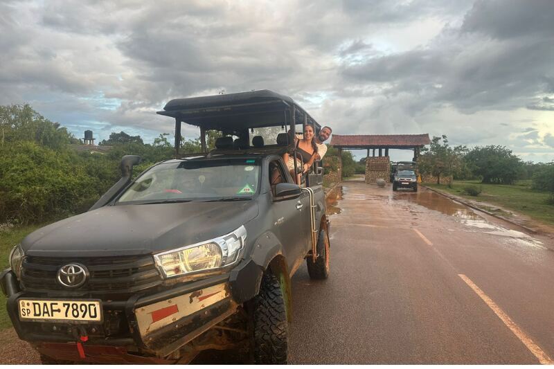 Guests on a safari jeep at Yala National Park entrance